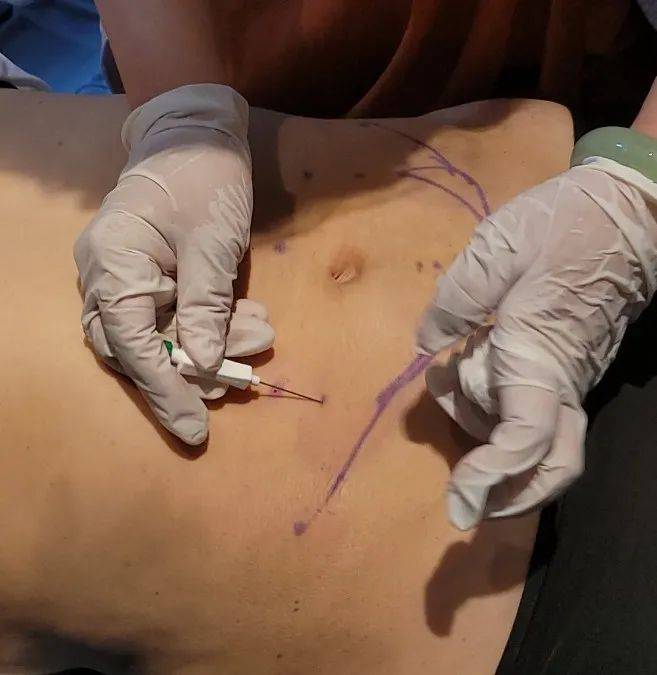 4bcb3edcc4f14eba802a58692f28b37c