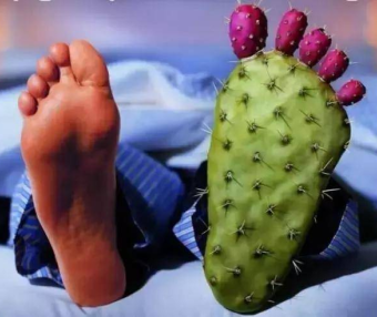 用中药调理痛风一周期或一段时间，有的人尿酸不降反升，是没有效果吗？