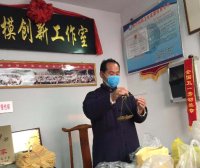 中医非遗传承人何传义不间断为疫情一线送抗疫中药